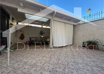 Appartamento di 3 vani + acc.ri + terrazzo a livello